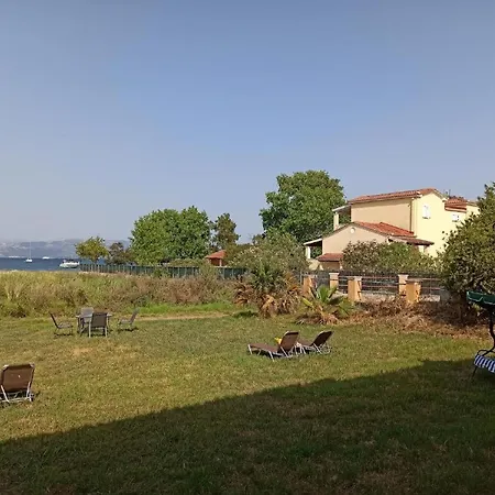 Summer Desire - One Bedroom Apartment With Sea View *